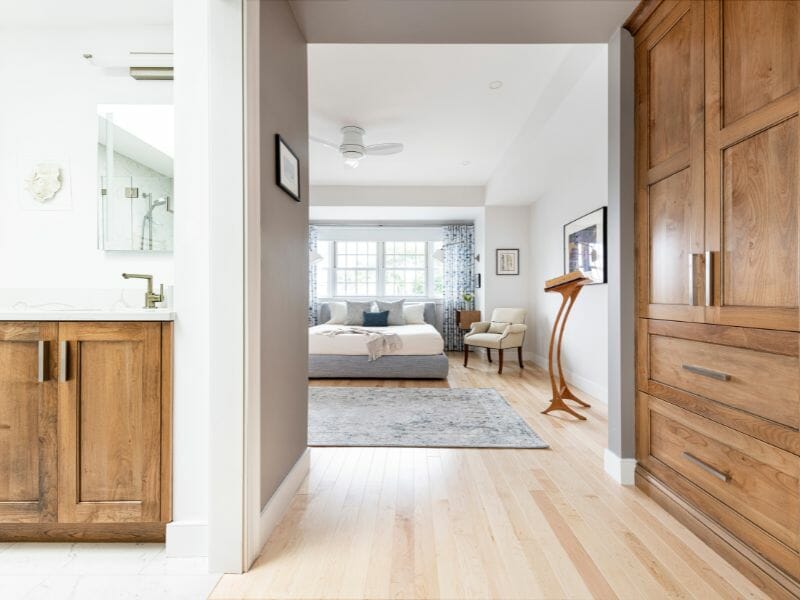 bedroom walk in closet