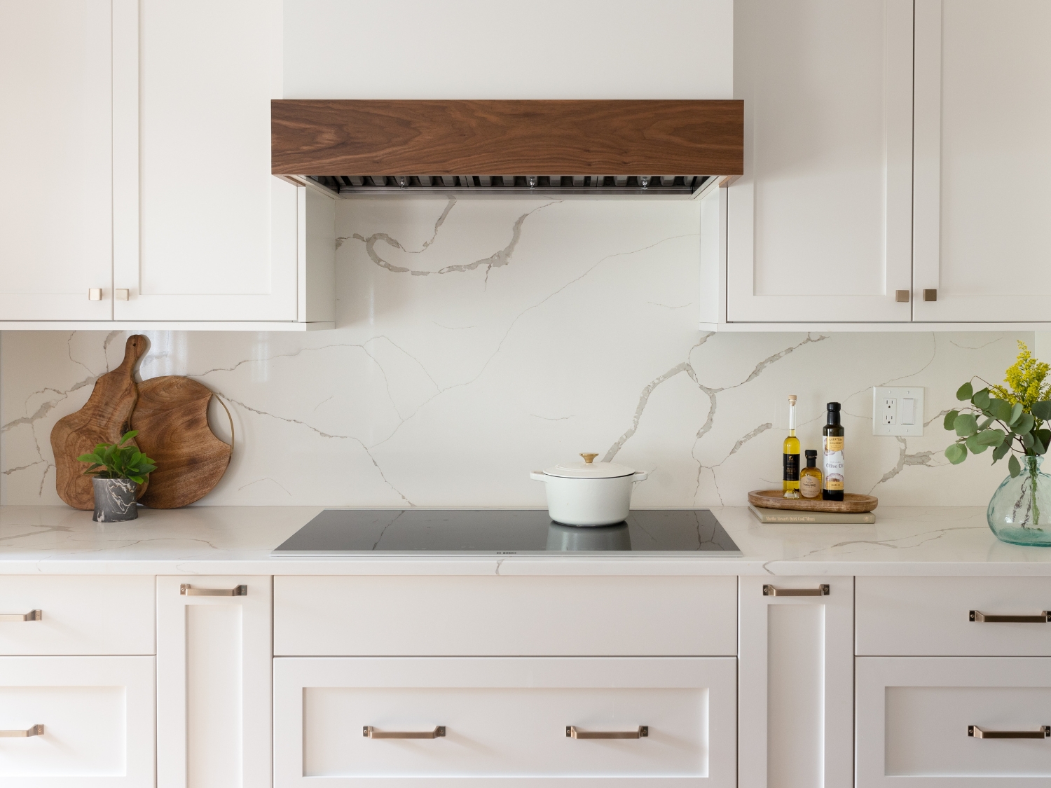 kitchen range and hood