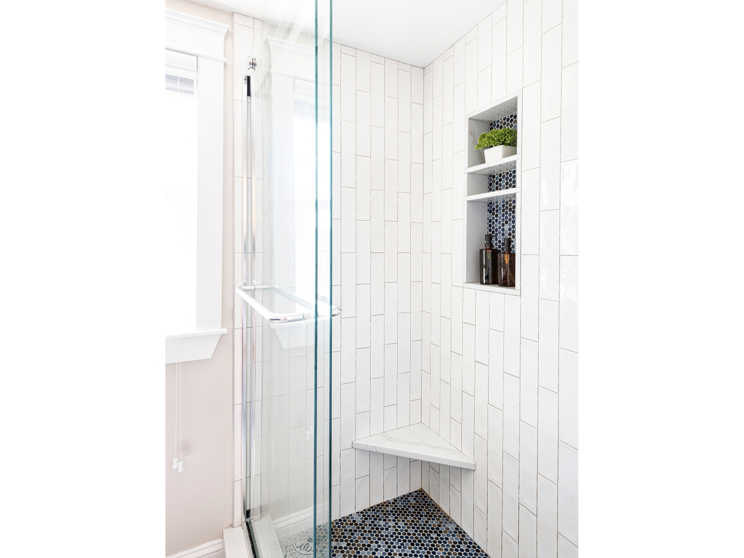 penny tile shower floor_shower bench