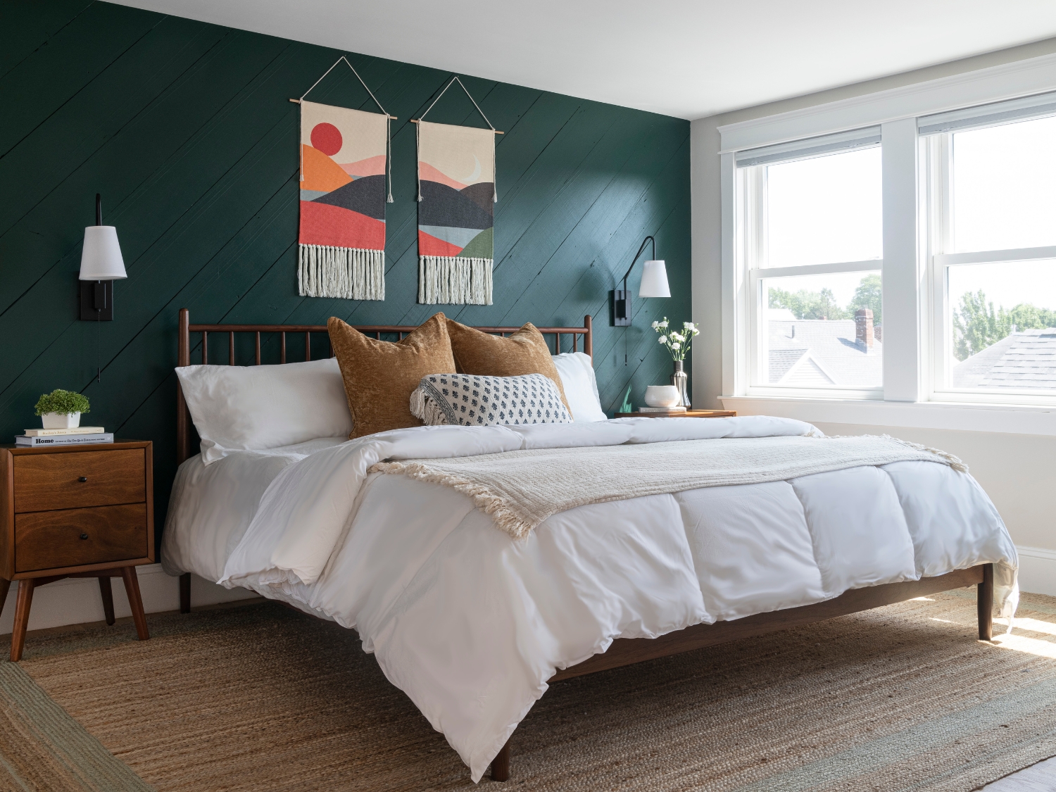 primary bedroom suite_hunter green